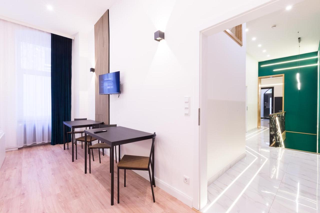 Hevals Spa & Design Apartment ベルリン エクステリア 写真